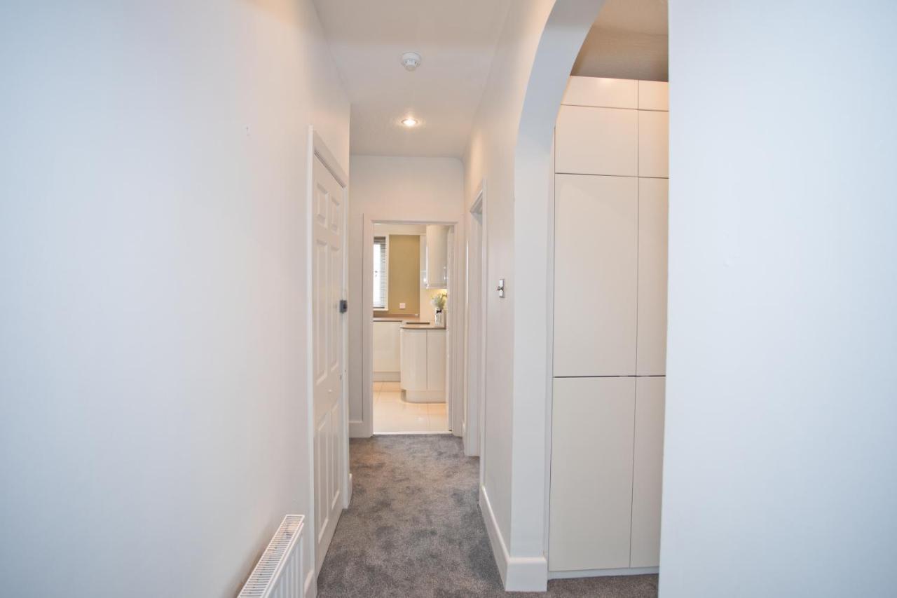 Beach Apartment In Sandbanks Poole Exterior photo